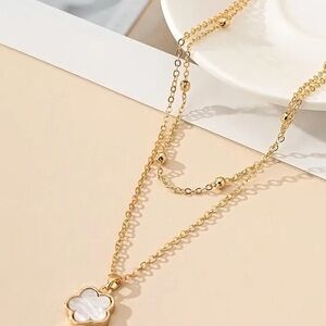 Gold flower necklace